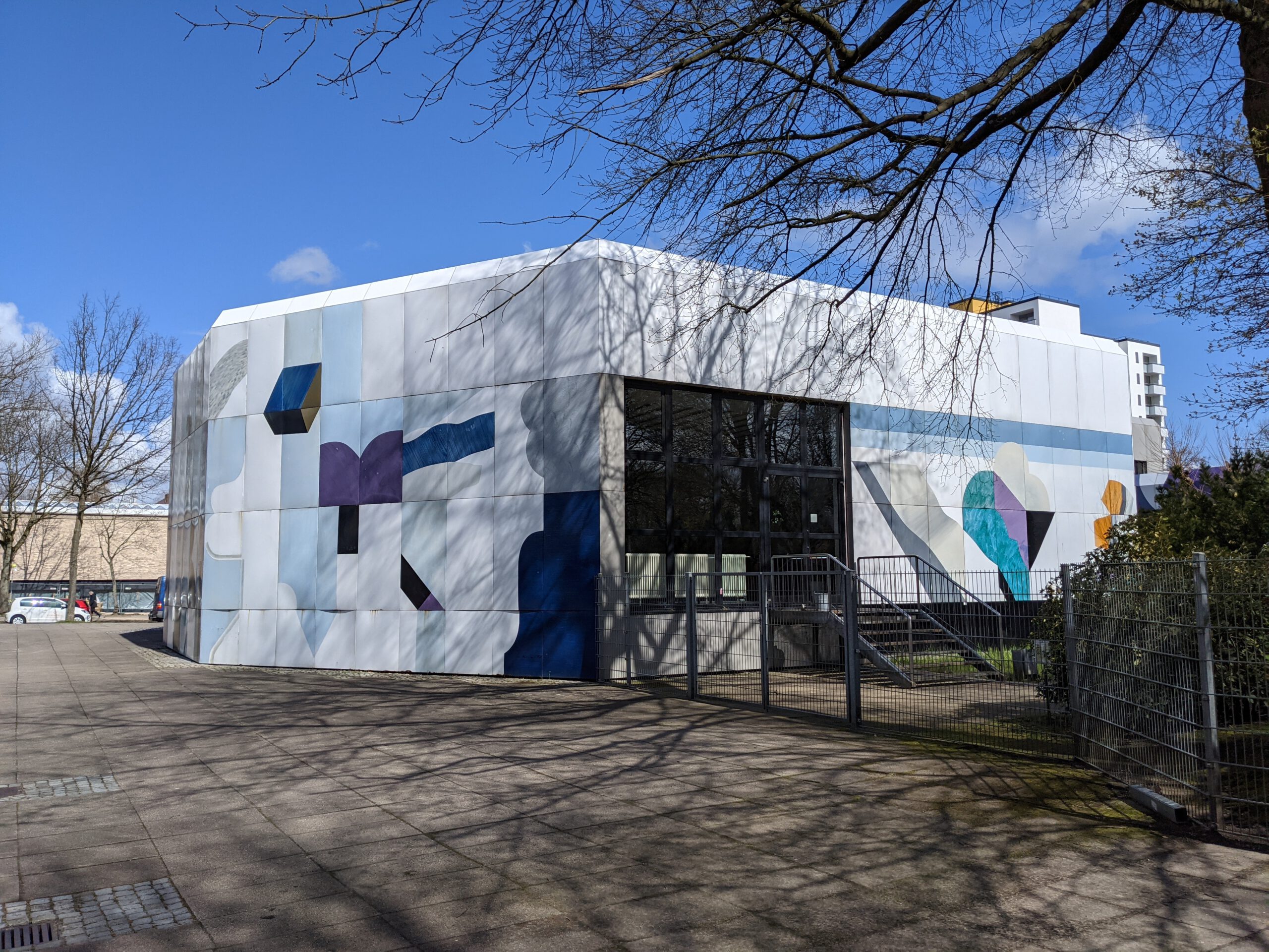 Fassade nach der Reinigung im April 2021